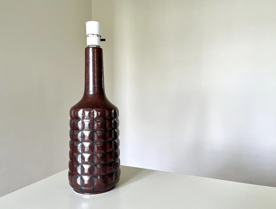 Image 1 of Große Désirée Stentøj Tischlampe Lampfot Steingut/Keramik, Dänische Vintage-Keramik, Handgefertigt 1970S, Relief, Struktur
