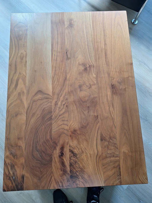 Zwiers Furniture Factory Couchtisch