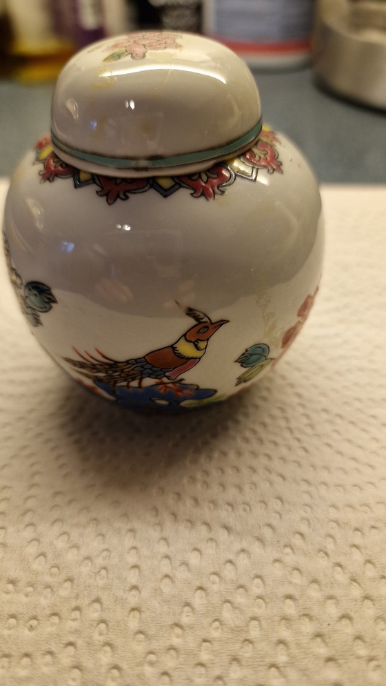 Image 1 of Antike chinesische Ingwerdose - bemalt mit Vogel