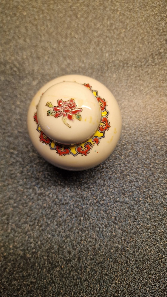 Image 1 of Antike chinesische Ingwerdose - bemalt mit Vogel