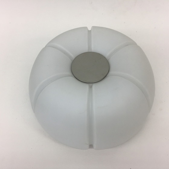 Image 1 of Glashütte Limburg Mid-Century Opalescent Glas & Chrom Wandleuchter