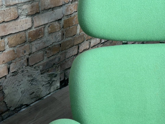 Image 1 of Artifort Große Tulpe grün