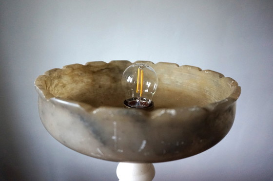 Image 1 of Französische Tischlampe aus Louis XVI-Marmor