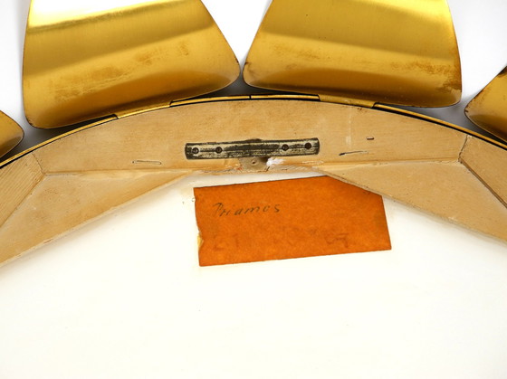 Image 1 of Schöner runder Mid Century Messing Sunburst Wandspiegel