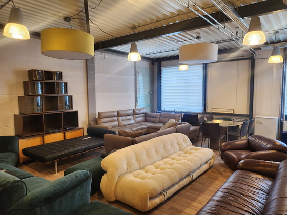 Image 1 of Cassina Soriana 4-sitziges sofa in Velvet beige von Afra & Tobia Scarpa