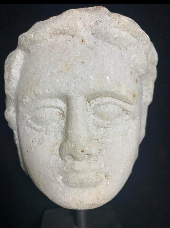 Image 1 of Marmorkopf auf Sockel