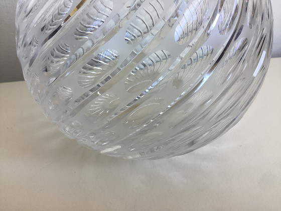 Image 1 of Handgeschliffene kugelförmige Vase aus Kristall