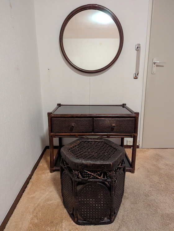 Image 1 of Vintage Rattan Schminktisch