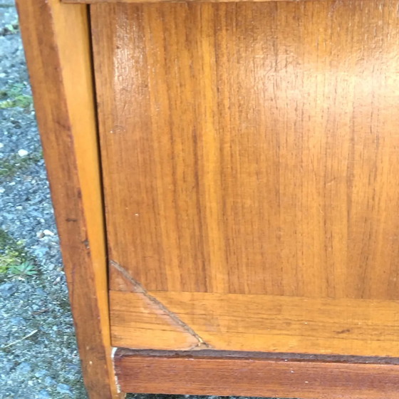 Image 1 of Schoenkastje Möbel aus der Mitte des Jahrhunderts.