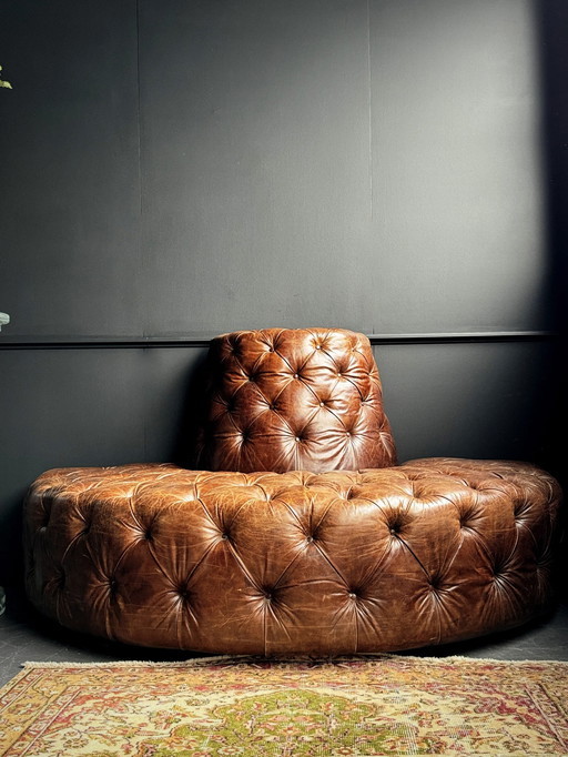 Halbrunde Chesterfield-Dielenbank