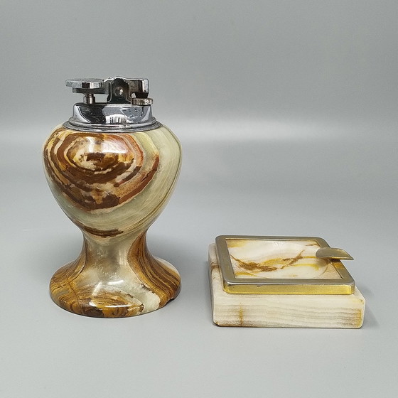 Image 1 of 1960er Jahre Wunderschönes Raucherset aus Onyx. Hergestellt in Italien