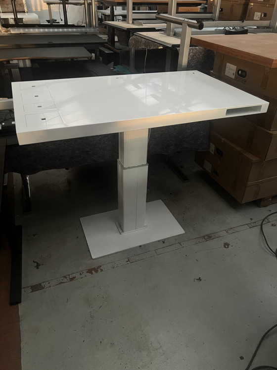 Image 1 of Holmris Milk Verstellbarer Schreibtisch