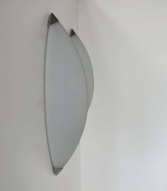 Image 1 of 2X Wandleuchten Aus Chrom Und Sandgestrahltem Glas - Italien 1980