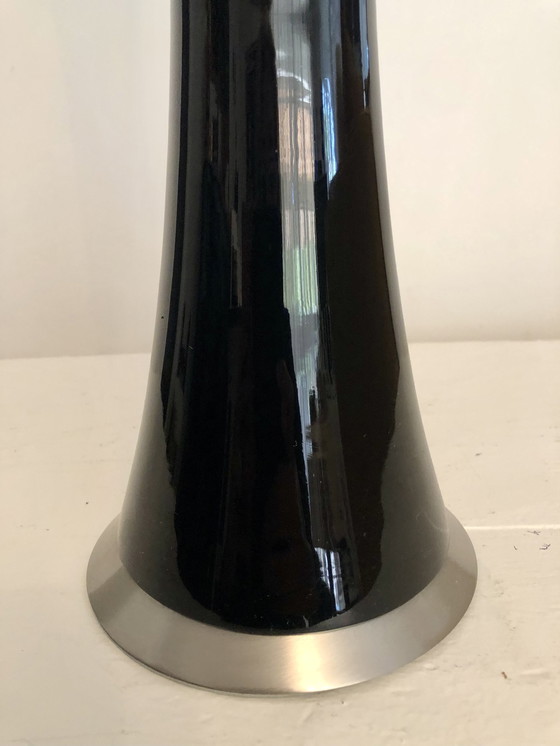 Image 1 of Schwarze Opaline-Lampe 50er/60er Jahre.