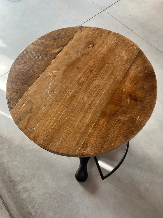 Image 1 of Industrieller Singer-Atelier-Hocker im Vintage-Stil