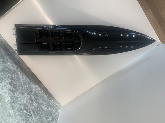 Image 1 of Offshore Gentleman's Racer von Serge Leibovitz