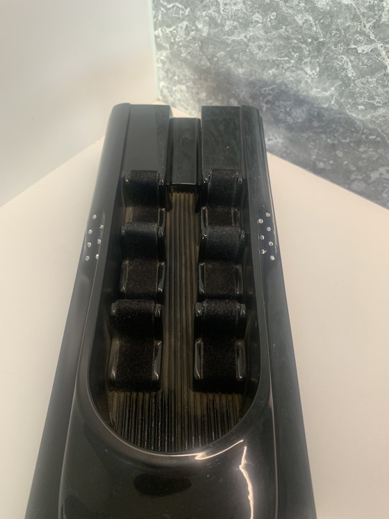 Image 1 of Offshore Gentleman's Racer von Serge Leibovitz