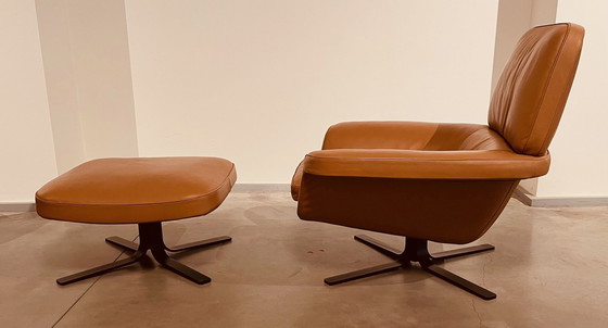 Image 1 of Minotti Drehsessel + Fußhocker