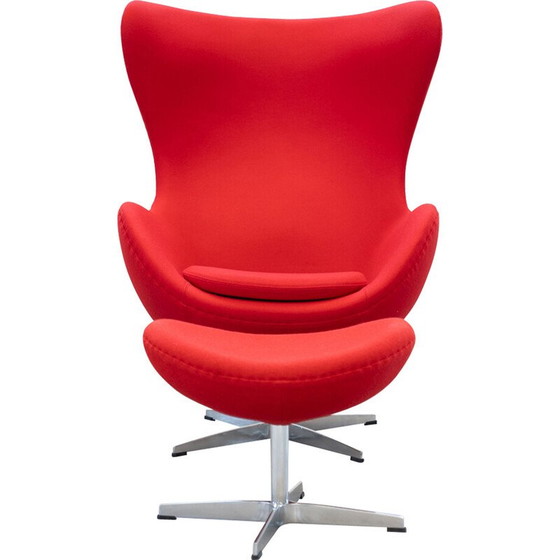 Image 1 of Sessel mit Ottomane aus Polyurethan von Arne Jacobsen für Fritz Hansen, Italien 1980