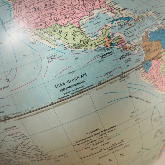 Image 1 of Beleuchteter Globus von Scan Denmark A/S auf Niederländisch, 1972