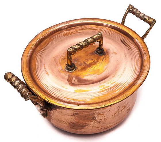 Image 1 of Ein Paar Kupferkochtöpfe