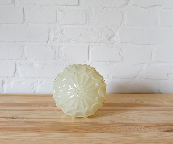 Image 1 of Beige Art-Deco-Deckenlampe von Thabur in Den Haag