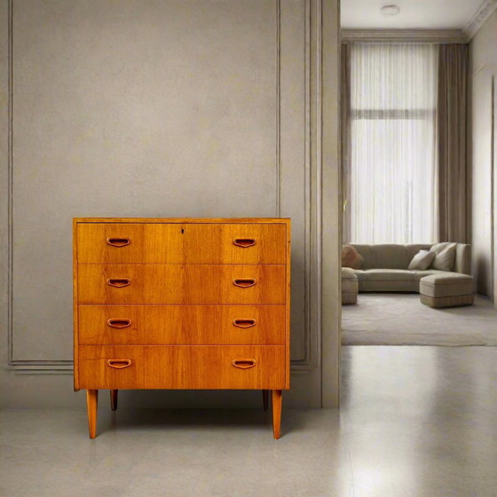 Image 1 of Mid Century Kommode mit dänischem Design