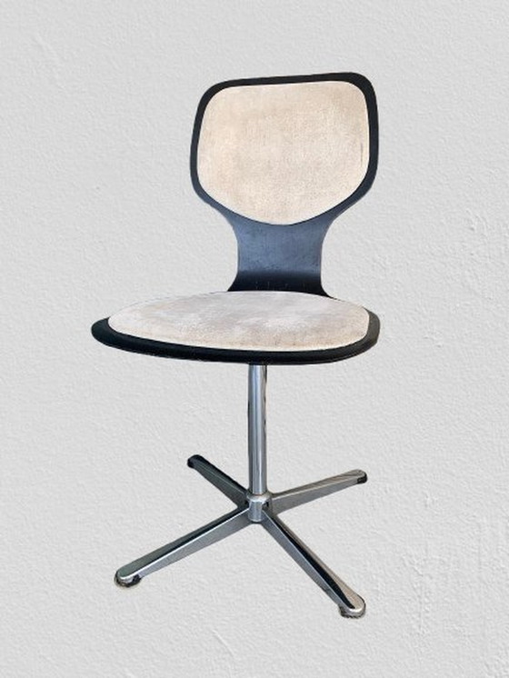 Image 1 of Space Age-Drehstühle