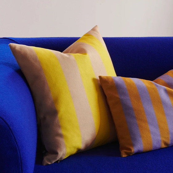 Image 1 of Fest gestreifter Kissenbezug