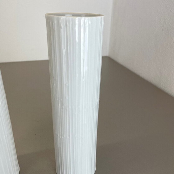 Image 1 of Paar Vintage Op Art Porzellanvasen von Tapio Wirkkala für Rosenthal, Deutschland 1980er Jahre