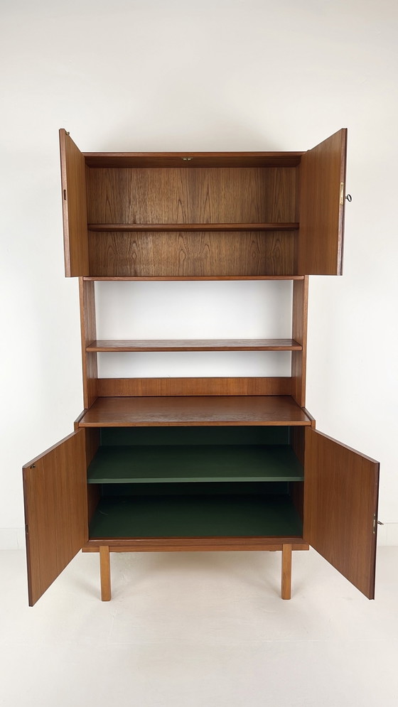 Image 1 of Buffetschrank aus Teakholzfurnier aus Schweden