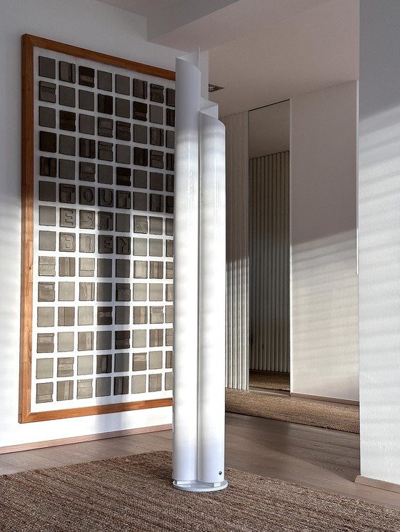 Image 1 of Vintage Artemide Chimera. Stehlampe  Vico Magistretti Entwurf 1966  90Er  Italien