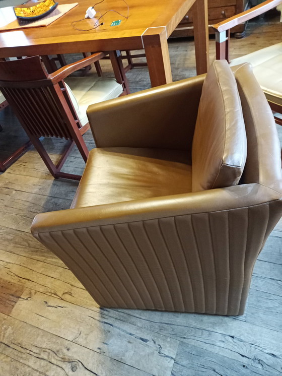 Image 1 of 4 Design-Sitze aus Leder