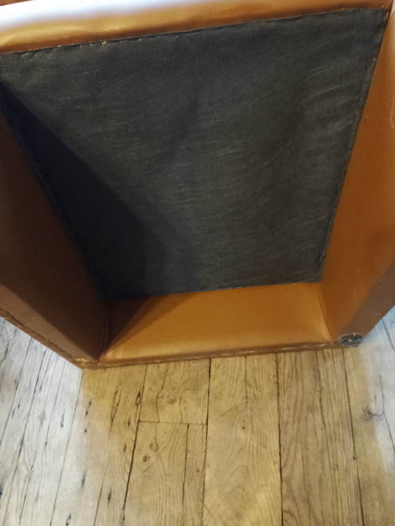 Image 1 of 4 Design-Sitze aus Leder