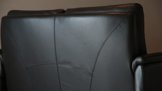 Image 1 of Prominentes 2-Sitzer-Leder