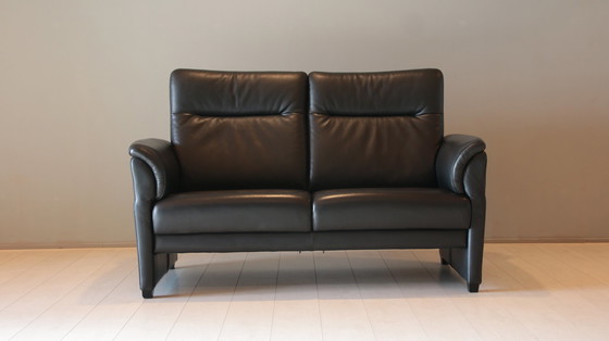 Image 1 of Prominentes 2-Sitzer-Leder