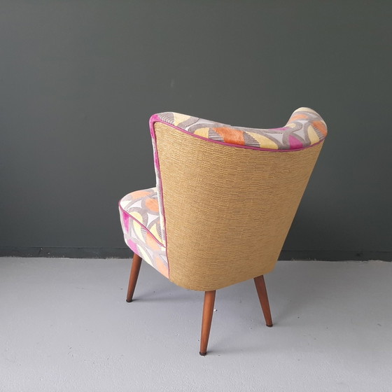 Image 1 of Hippe Cocktailfauteuil renoviert