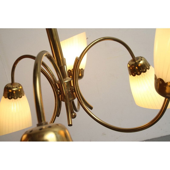 Image 1 of Vintage-Kronleuchter aus Messing und Glas 1950er Jahre