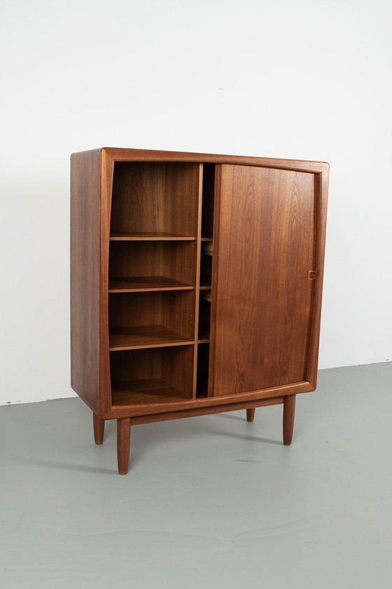 Image 1 of HP Hansen zugeschriebenes Highboard