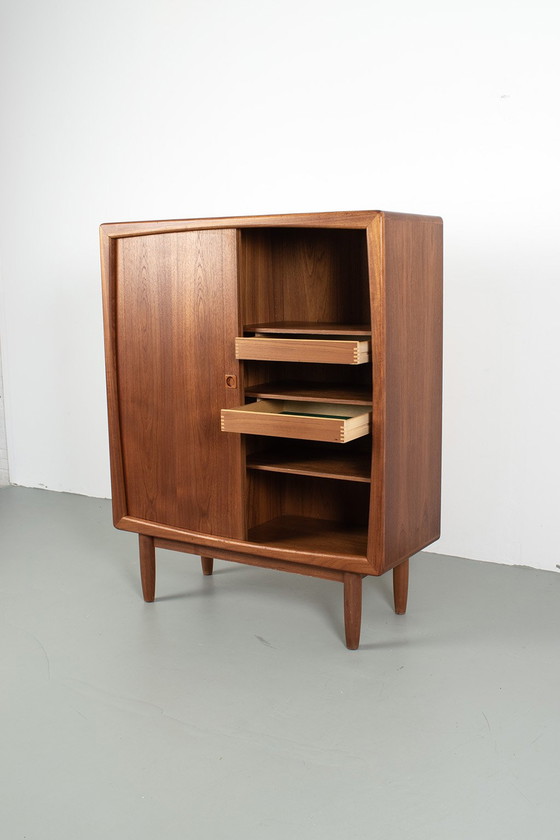 Image 1 of HP Hansen zugeschriebenes Highboard