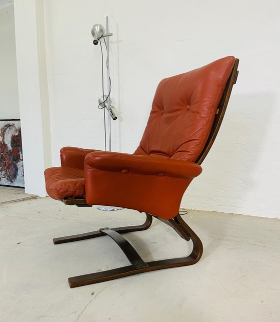 Image 1 of VINTAGE DÄNISCHER RETRO LOUNGESESSEL IN COGNAC LEDER VON KOMFORT