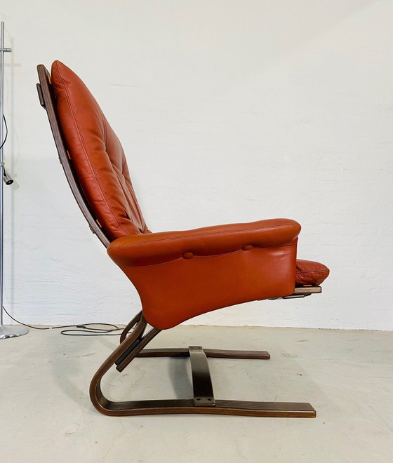 Image 1 of VINTAGE DÄNISCHER RETRO LOUNGESESSEL IN COGNAC LEDER VON KOMFORT