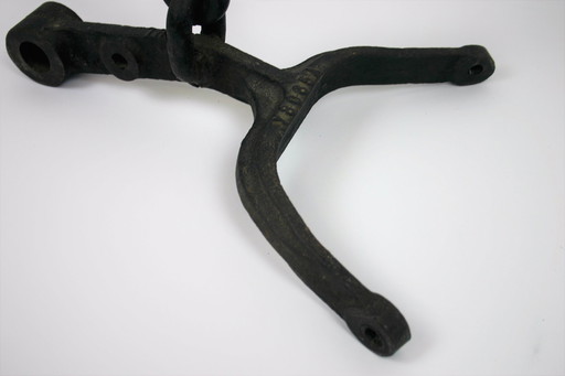 Brutalistischer Leuchter