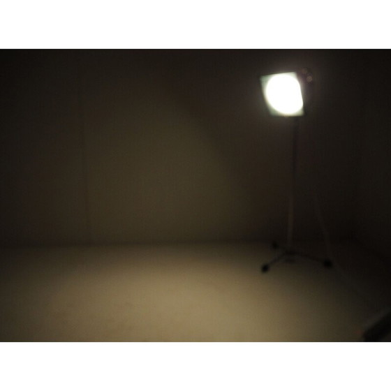 Image 1 of Alte Theaterlampe mit Stativ, Tschechoslowakei