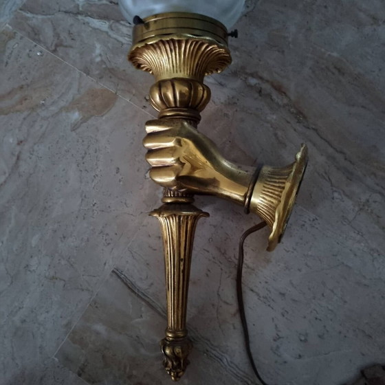 Image 1 of Bronze Wandleuchte John Devoluy Nubische Hand Mit Der Fackel