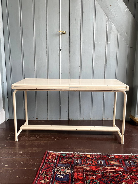 Image 1 of Schulbank im Vintage-Stil mit eingebauten Kreidetafeln