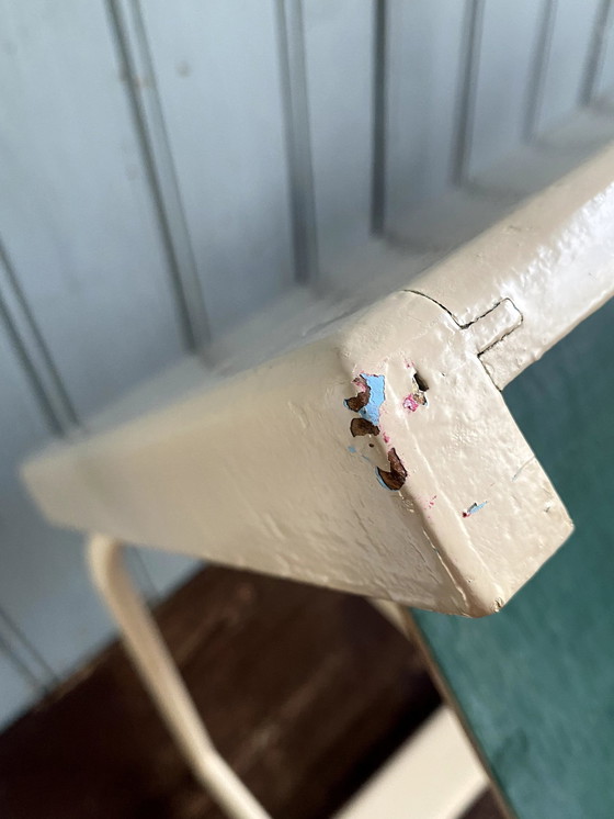 Image 1 of Schulbank im Vintage-Stil mit eingebauten Kreidetafeln