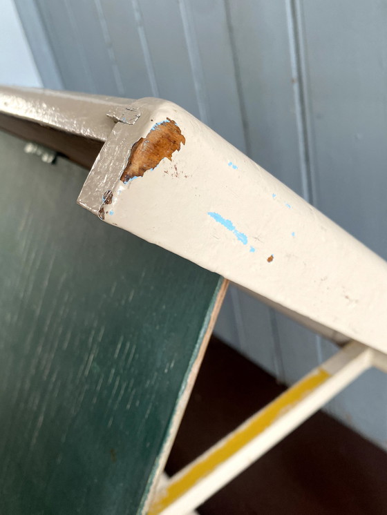 Image 1 of Schulbank im Vintage-Stil mit eingebauten Kreidetafeln