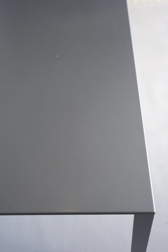 Image 1 of Minimalistischer Tisch 'Less' von Jean Nouvel für Molteni. 1990S