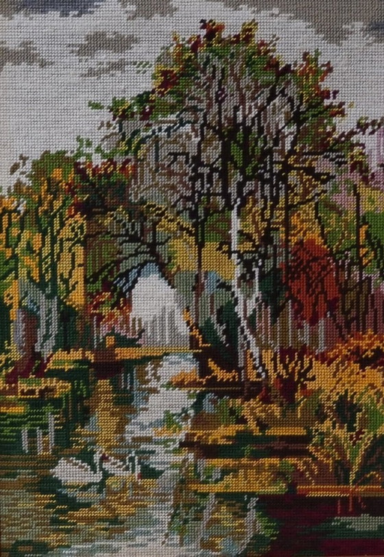 Image 1 of 2125 Vintage-Rahmen mit Stickerei-Landschaft
